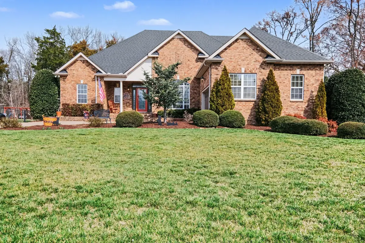 5010 Stonewood Dr, Smyrna, TN 37167 - #1