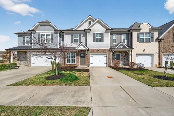 4408 Kesslers Xing, Murfreesboro, TN 37129