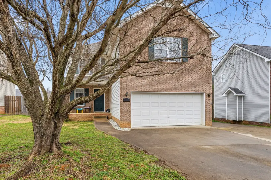 2785 Ridgepole Dr, Clarksville, TN 37040 - #3