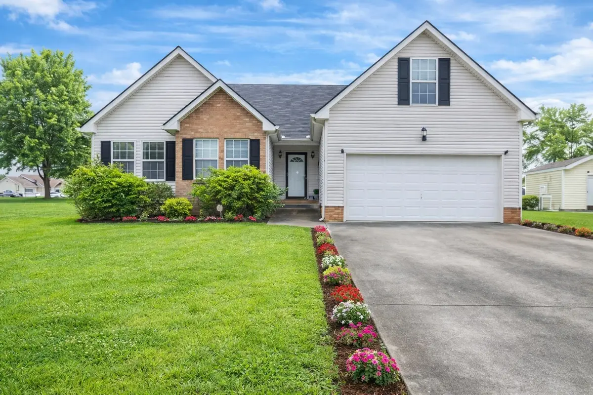 3526 Sandpiper Dr, Clarksville, TN 37042 - #1