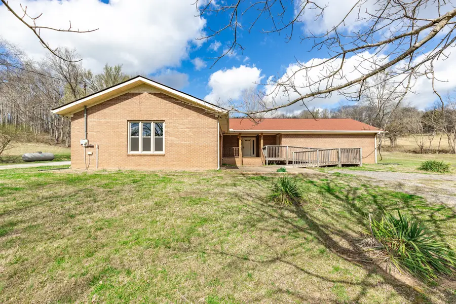 4058 Old State Rd, Hampshire, TN 38461 - #2