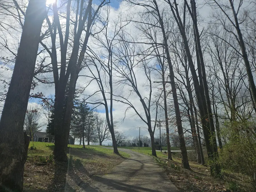 1581 Galen Rd, Lafayette, TN 37083 - #2