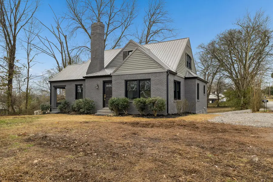 900 Belmont Ave, Shelbyville, TN 37160 - #2