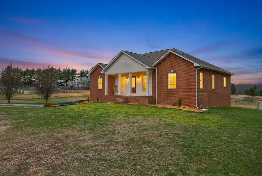 4824 Skyview Dr, Cookeville, TN 38501 - #3