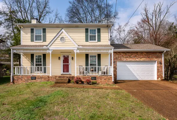 912 Flintlock Pl, Nashville, TN 37217