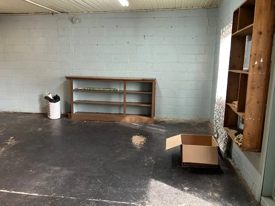 383 D St, Jackson, TN 38301 - #3