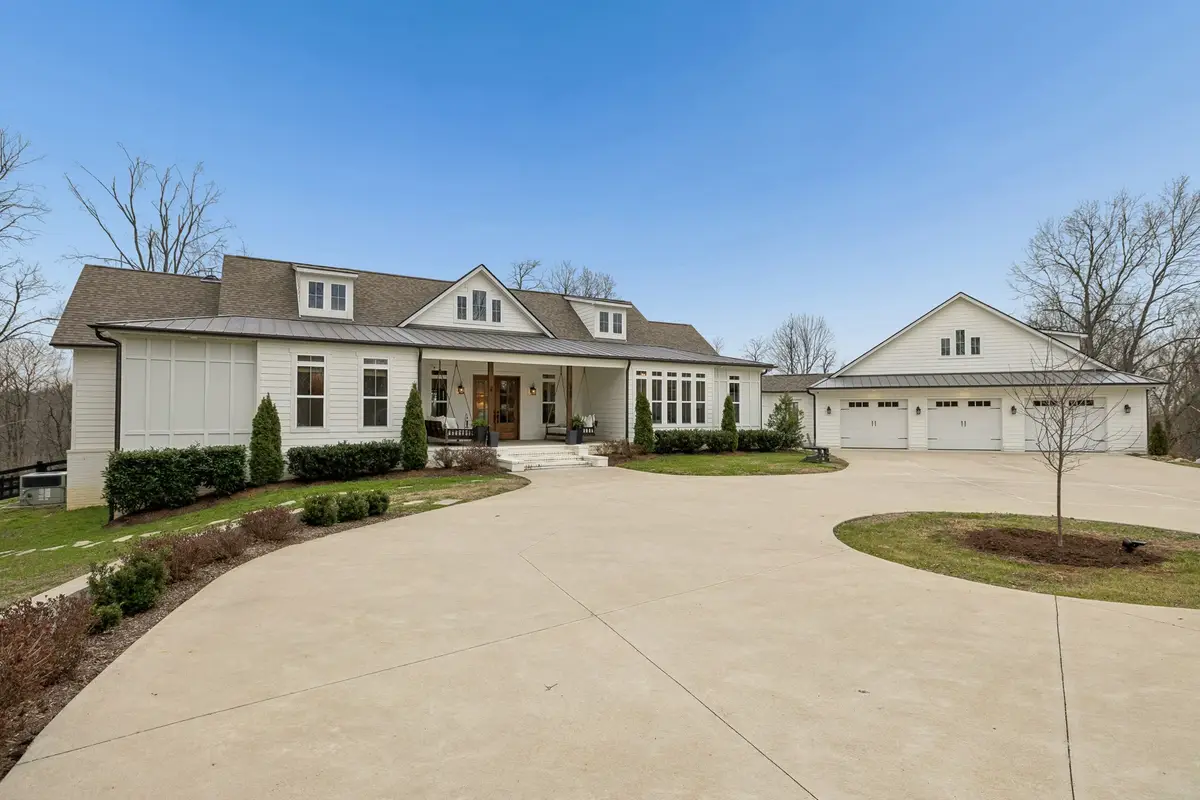 2750 Haywood Hollow Rd, Columbia, TN 38401 - #1