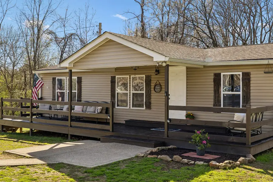 1268 Chapmansboro Rd, Chapmansboro, TN 37035 - #2