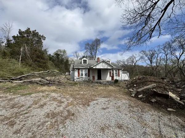 1219 S Dickerson Rd, Goodlettsville, TN 37072