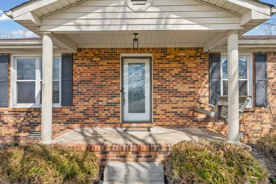 561 Campfire Dr, Murfreesboro, TN 37129 - #2