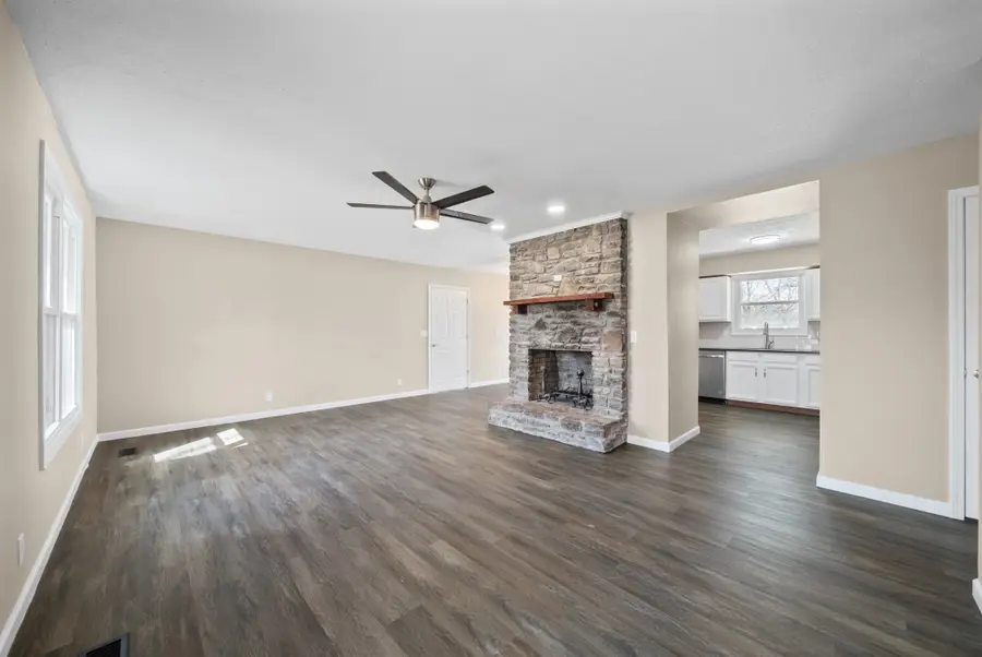 561 Campfire Dr, Murfreesboro, TN 37129 - #3