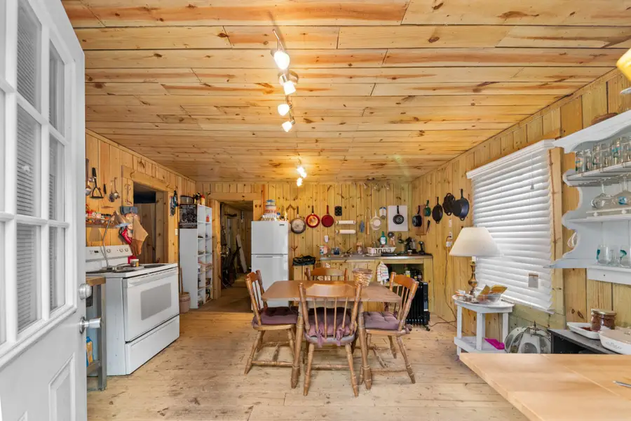 489 Old Jackson Hwy, Loretto, TN 38469 - #3