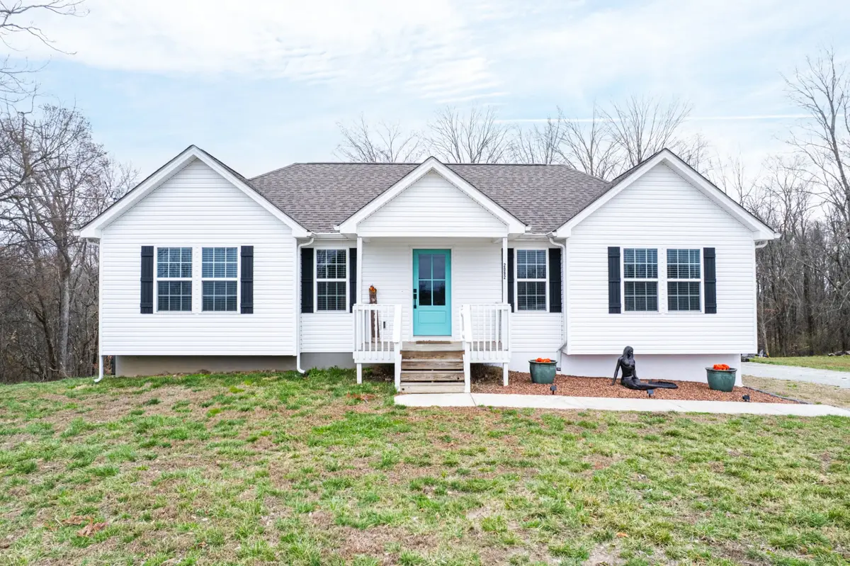 2092 Garner Rd, Mount Pleasant, TN 38474 - #1