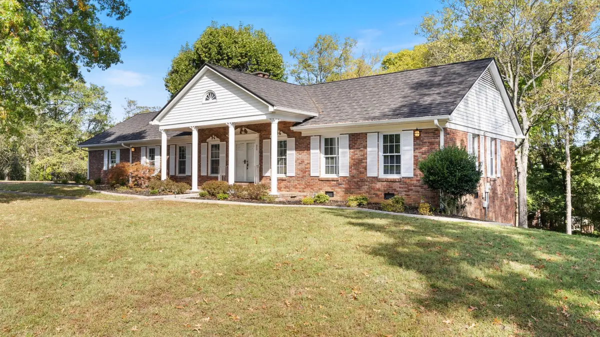 575 Joyce Cir, Lewisburg, TN 37091 - #1