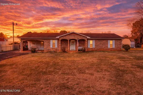 1000 Grandview Drive, Lenoir City, TN 37772