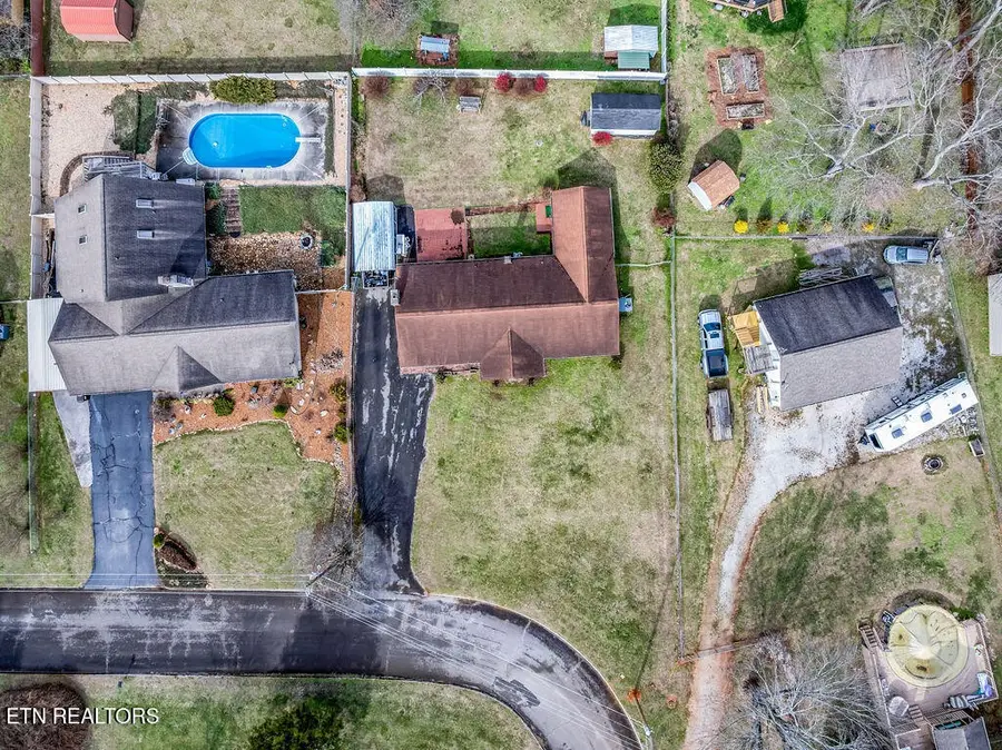 1000 Grandview Drive, Lenoir City, TN 37772 - #2