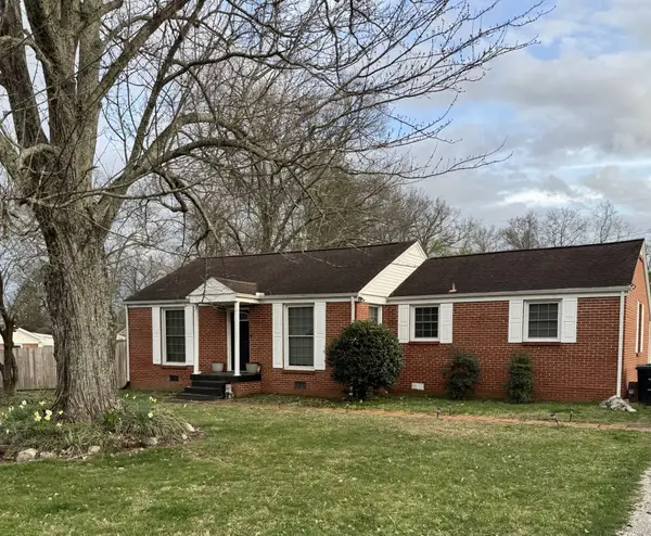 324 Druid Ln, Tullahoma, TN 37388