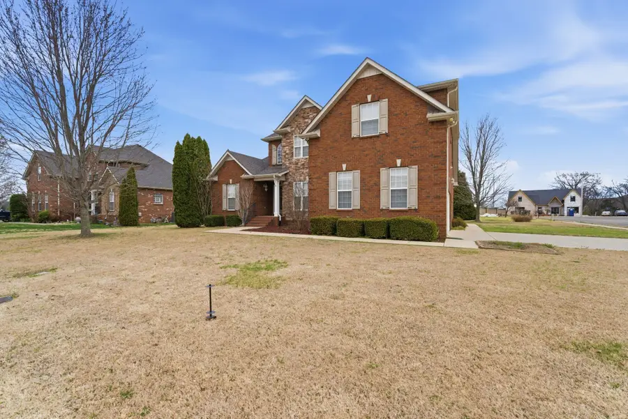 2733 Presley Dr, Murfreesboro, TN 37128 - #2
