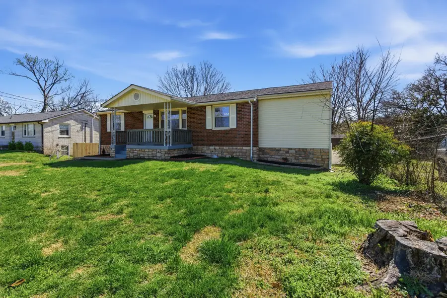 5015 Bonnahill Dr, Hermitage, TN 37076 - #3