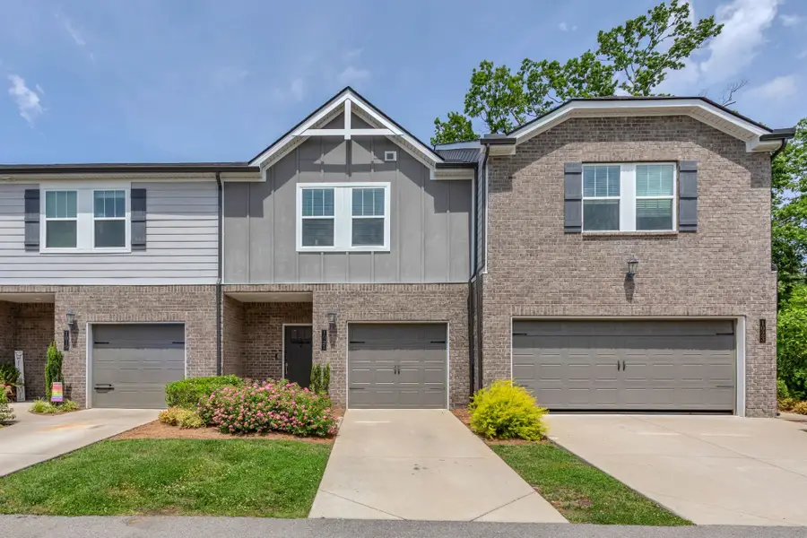 1021 Mckee Ct, Columbia, TN 38401 - #3