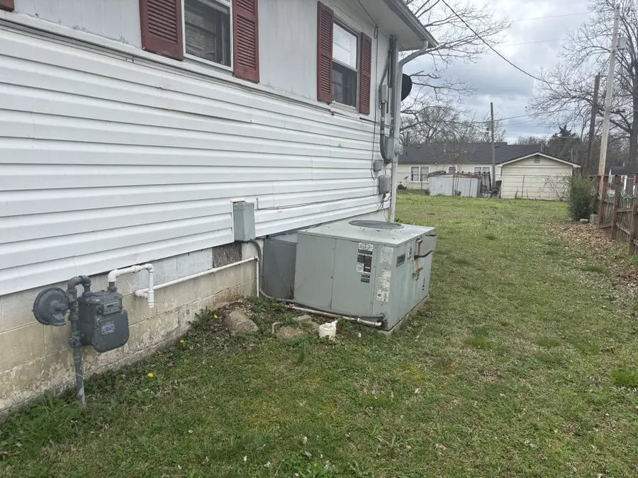 923 Walnut St, Lewisburg, TN 37091 - #3