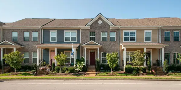 6727 Sunnywood Dr, Nashville, TN 37211