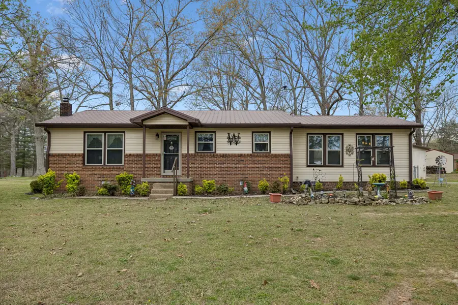 687 Cindy Hollow Rd, Estill Springs, TN 37330 - #2