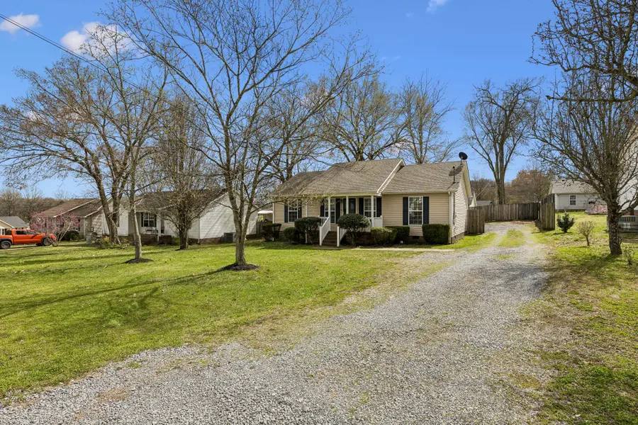 1395 W Lane St, Shelbyville, TN 37160 - #3