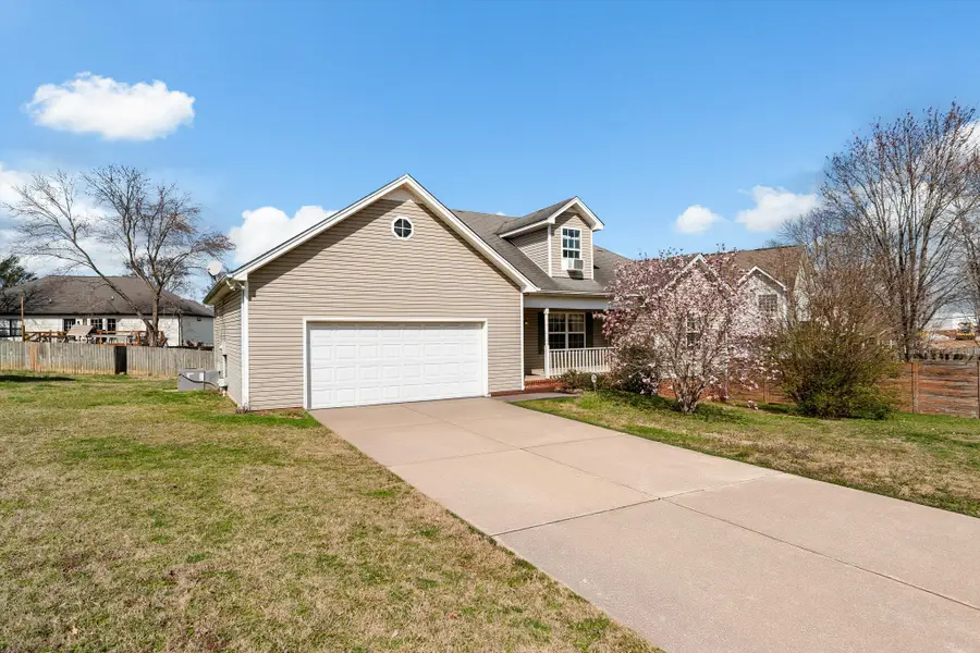 1227 Highland Hills Dr, La Vergne, TN 37086 - #2