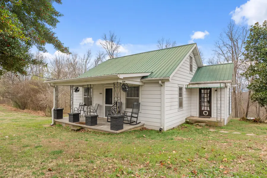 3367 Bowker Rd, Charlotte, TN 37036 - #3