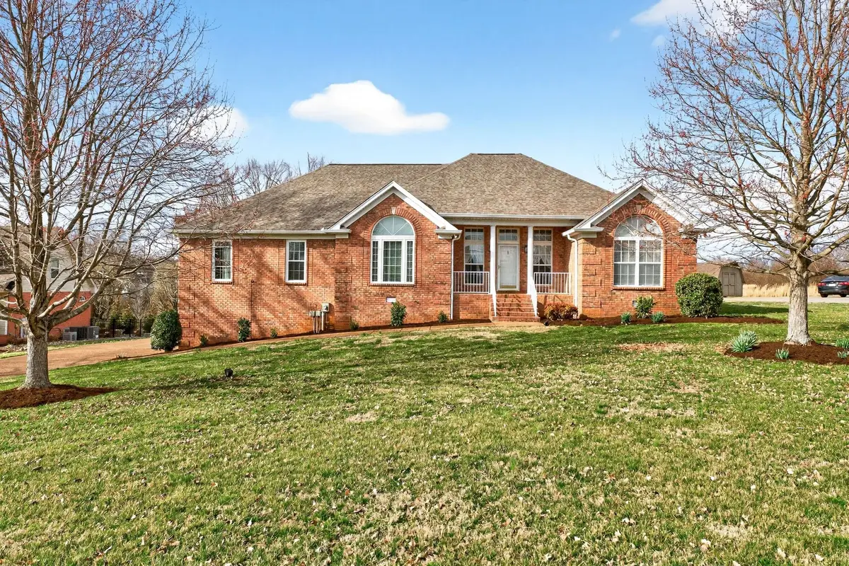 112 Covington Bend, White House, TN 37188 - #1