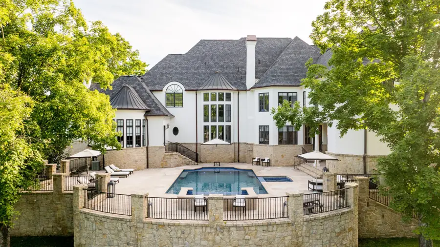 2410 Hidden River Ln, Franklin, TN 37069 - #2