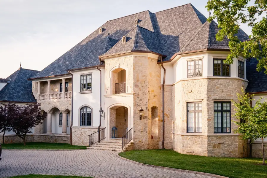 2410 Hidden River Ln, Franklin, TN 37069 - #3