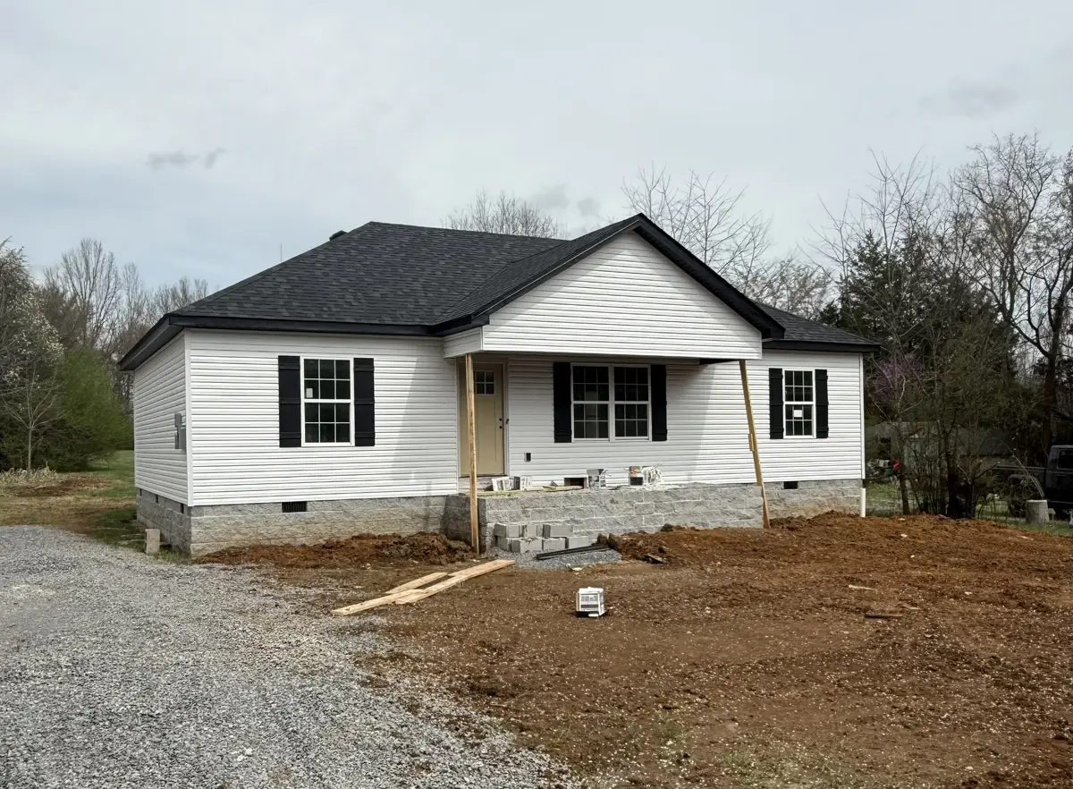 207 Ledbetter Rd, Shelbyville, TN 37160 - #1