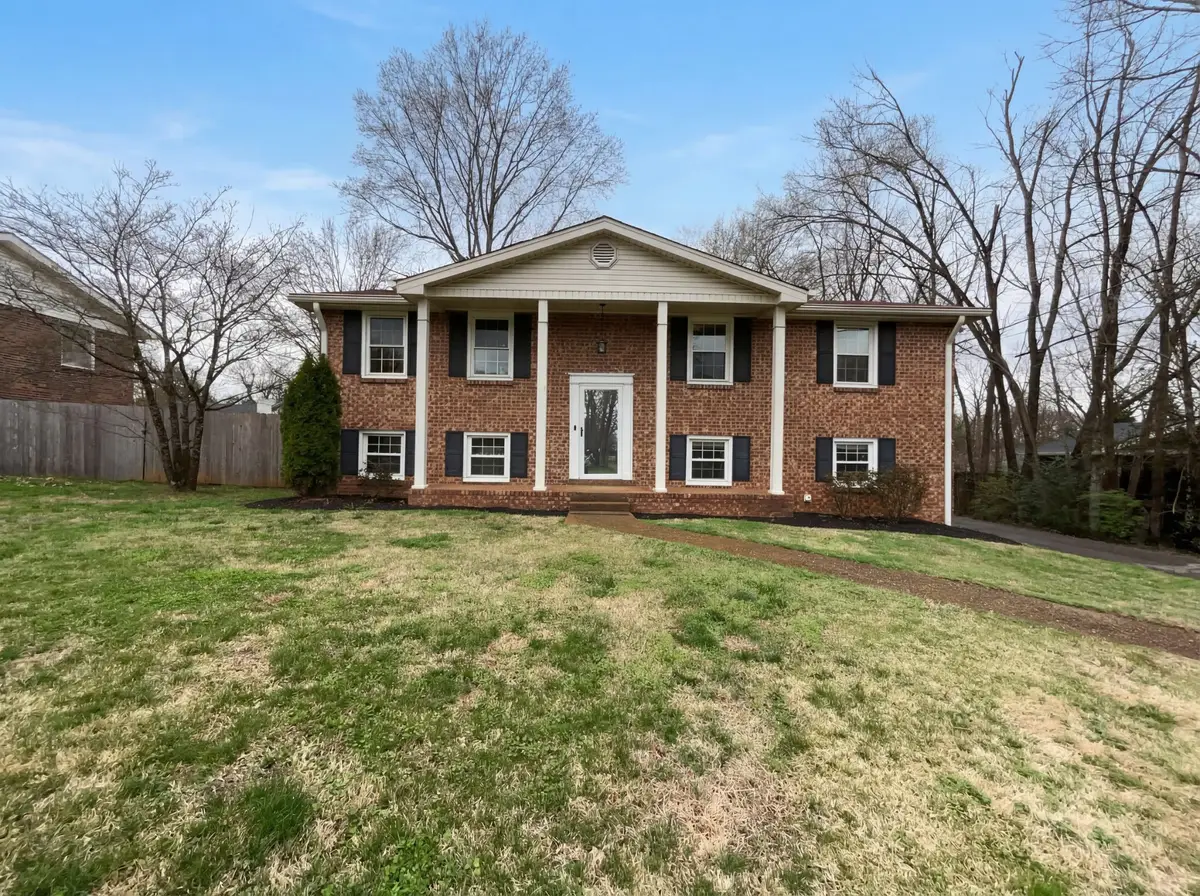 205 Westfield Dr, Franklin, TN 37064 - #1