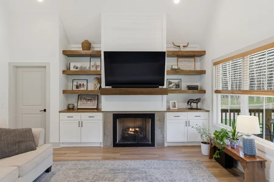 2481 Anes Station Rd, Lewisburg, TN 37091 - #2