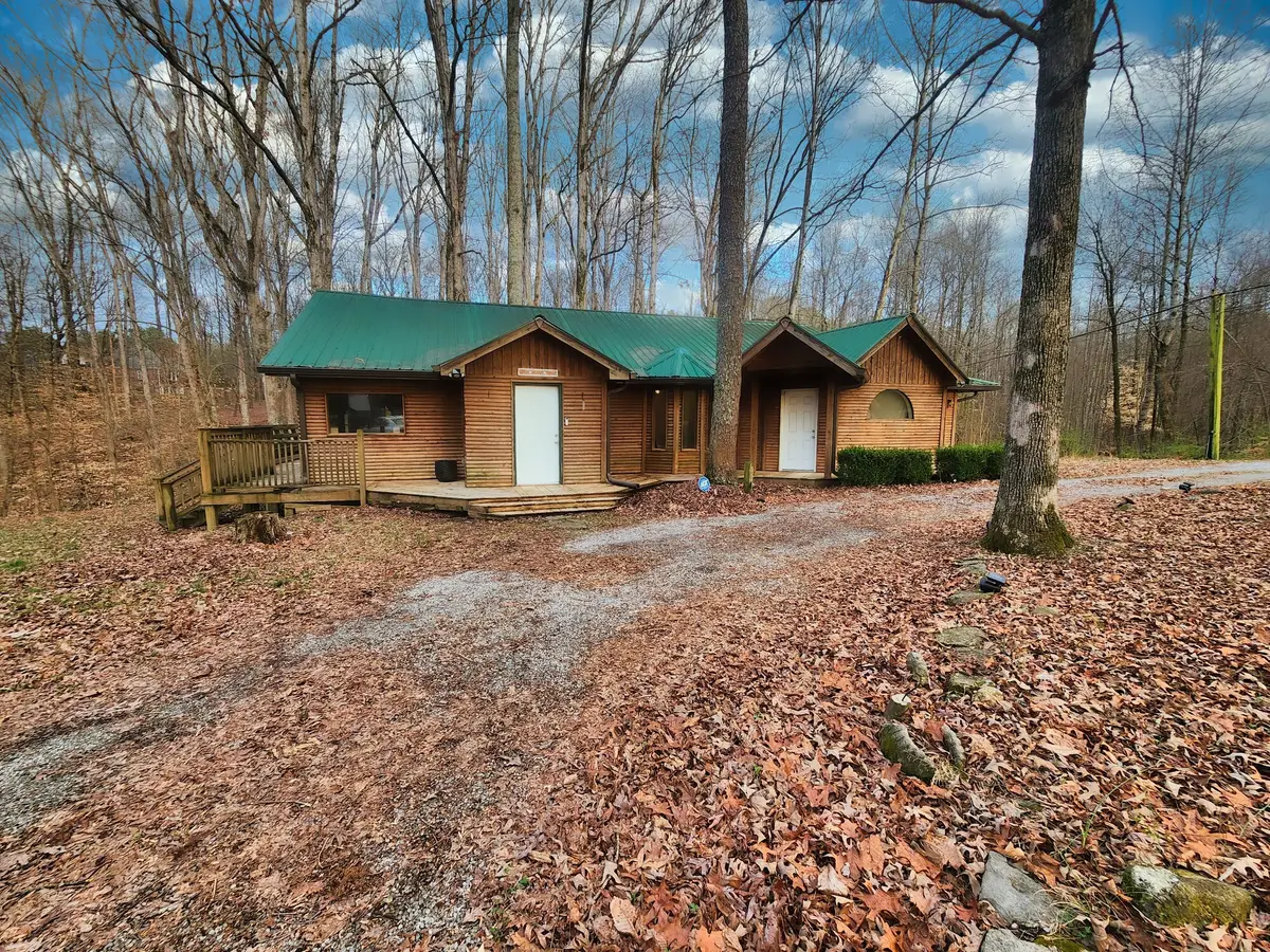 932 Hayes Rd, Lawrenceburg, TN 38464 - #1