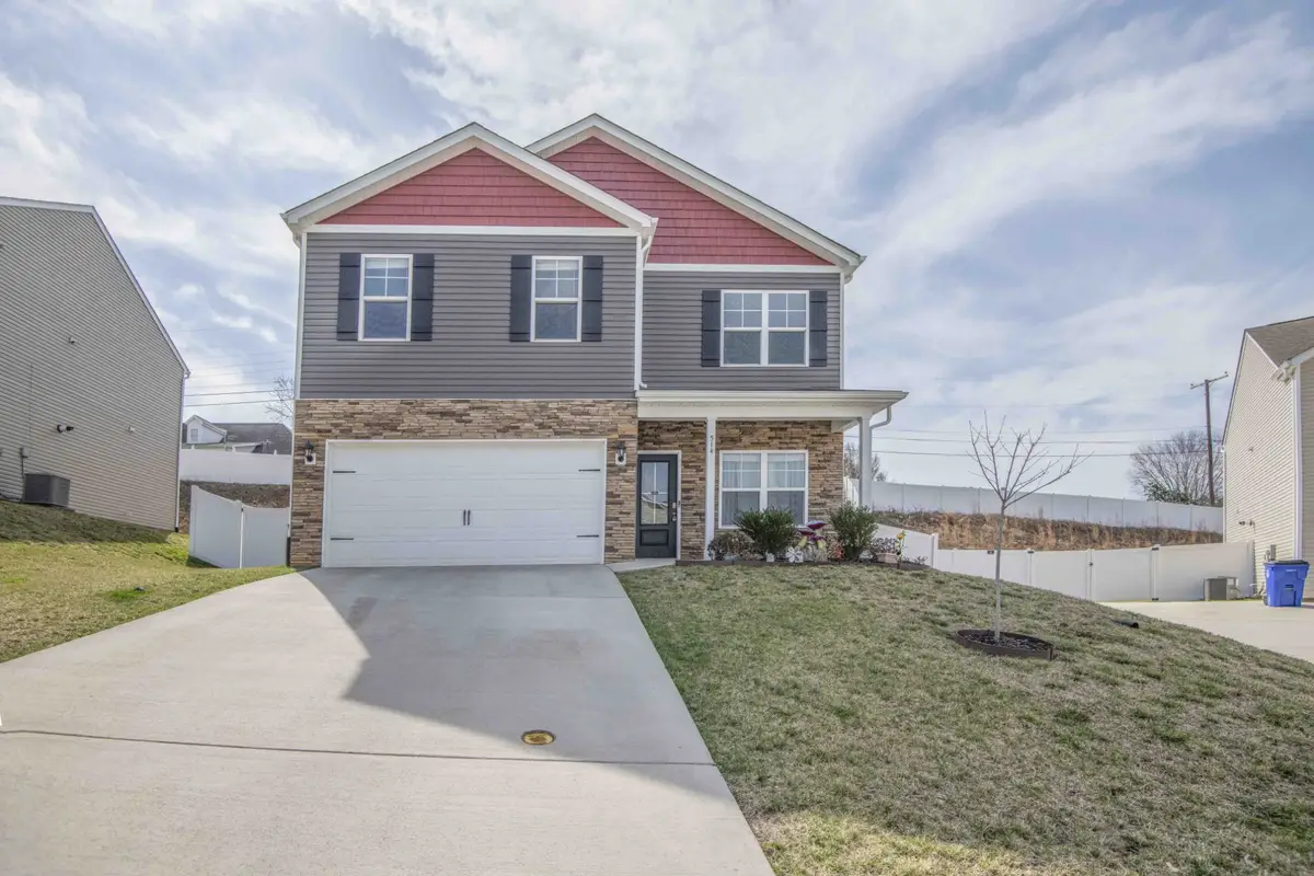 514 Cliff St, Morristown, TN 37814 - #1