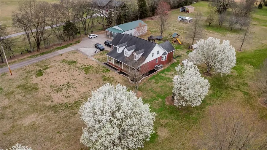 310 Edd Joyce Rd, Bell Buckle, TN 37020 - #3