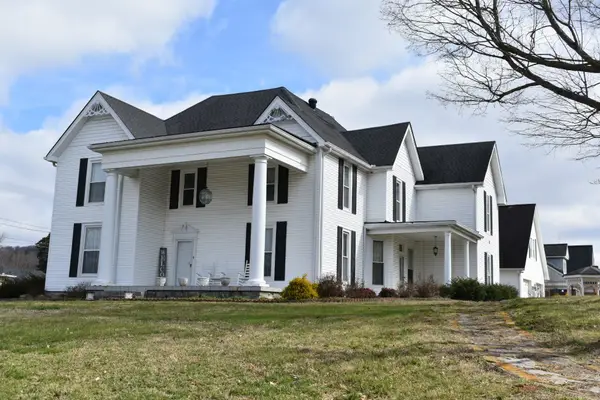 618 Main St N, Carthage, TN 37030