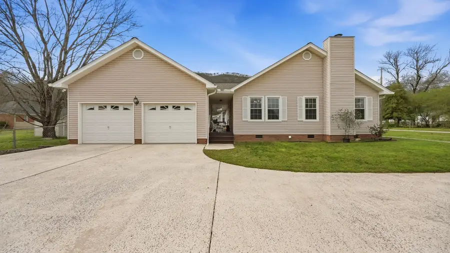 120 Graves Road, Soddy Daisy, TN 37379 - #3