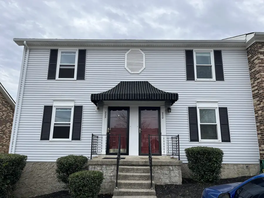 222 Edgewood Dr, Hendersonville, TN 37075 - #2