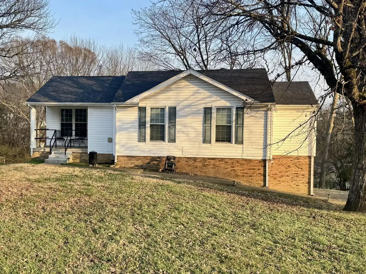 618 Debbie Dr, Hermitage, TN 37076 - #1