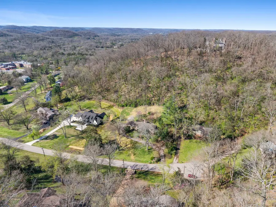 2009 Otter Valley Ln, Nashville, TN 37215 - #2