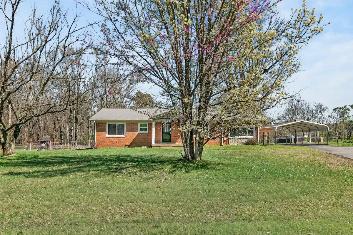 140 Simmons Cir, Fayetteville, TN 37334 - #1