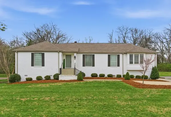 2826 Sugar Tree Rd, Nashville, TN 37215