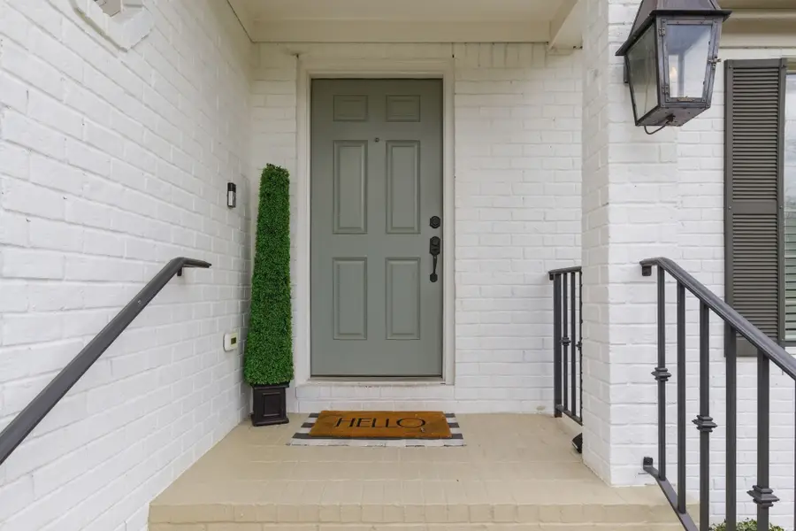 2826 Sugar Tree Rd, Nashville, TN 37215 - #2