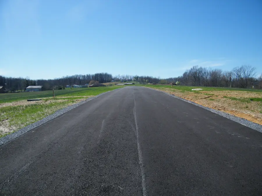 190 Daniel Lane, Westmoreland, TN 37186 - #3