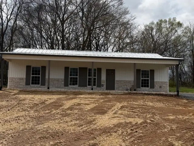 254 Comstock Rd, Shelbyville, TN 37160 - #2