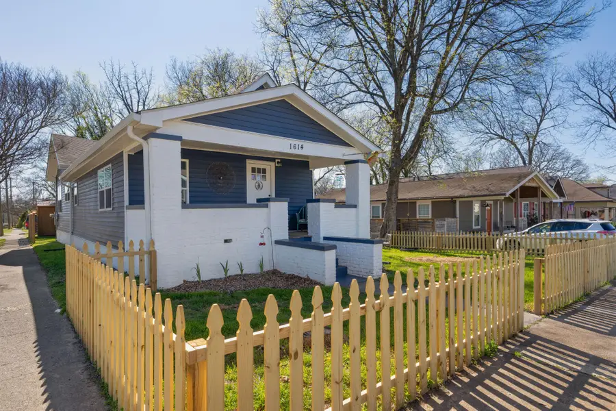 1614 E 12th Street, Chattanooga, TN 37404 - #2
